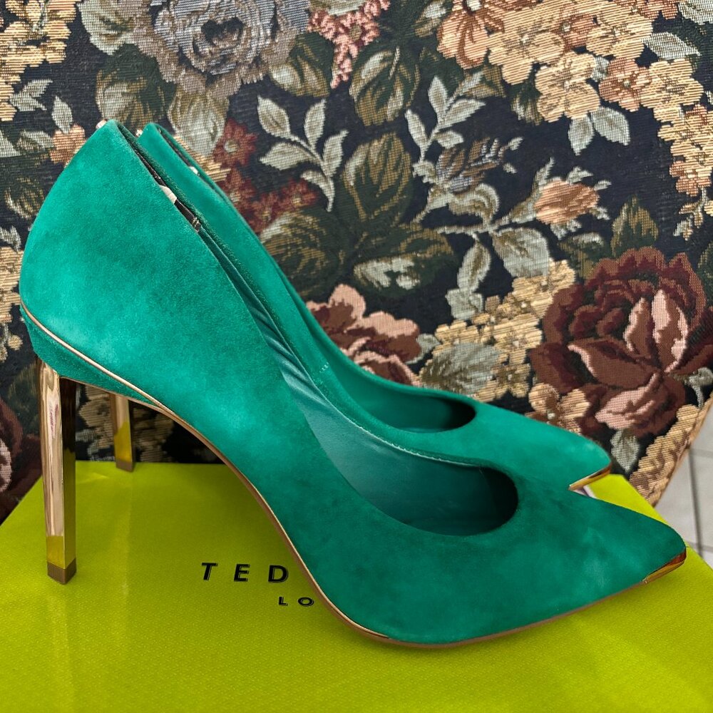 Ted Baker "Elvena" Green Suede High Heel Shoes - Size EUR 40.5, US 9.5 - New